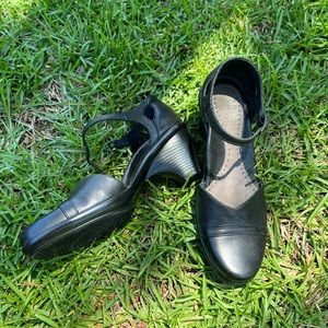 DANSKO Roxy Mary Jane Pump Heel Shoes 
Size 36 US 5.5-6 Black Leather